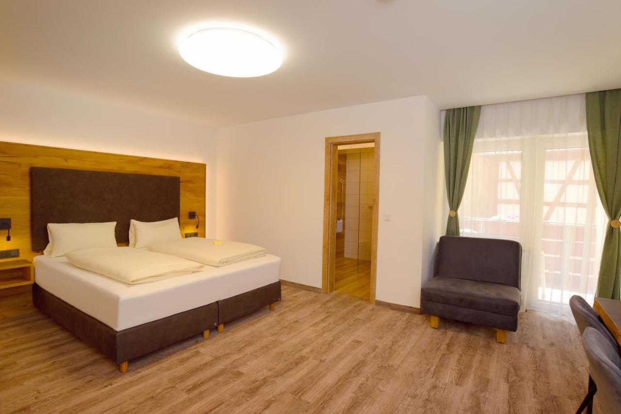 Hotel Gasthof Krone Spalt Exterior foto